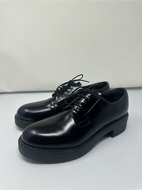 (Women’s 39.5) Prada Lace up Derby